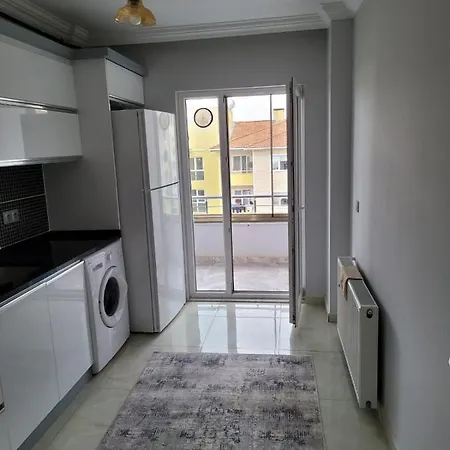 B17 Apartment
